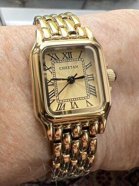 Cheetah Women's Gold Analog Rectangular Roman Dial Small Vintage Bracelet Watch